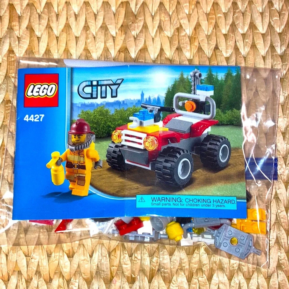 Lego 4427 Firefighter ATV Set - Picture 2 of 4